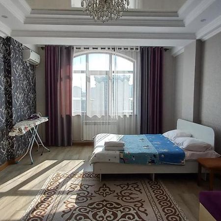 879 Apartment In บิชเคก ภายนอก รูปภาพ