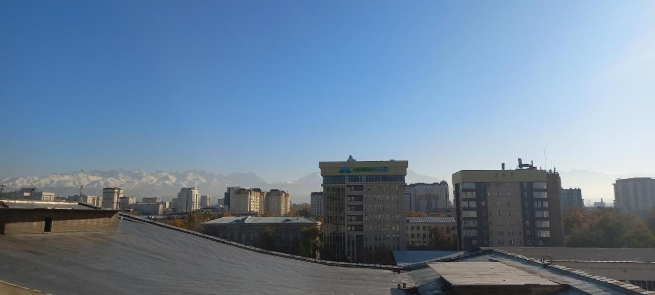 879 Apartment In บิชเคก ภายนอก รูปภาพ