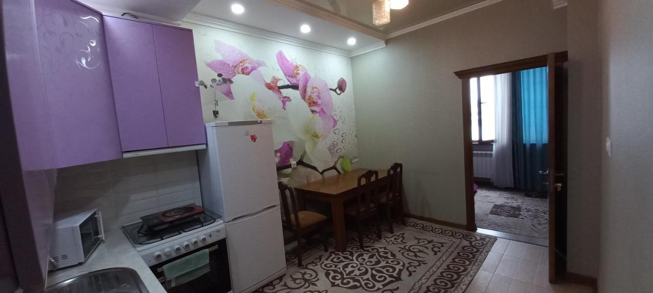 879 Apartment In บิชเคก ภายนอก รูปภาพ