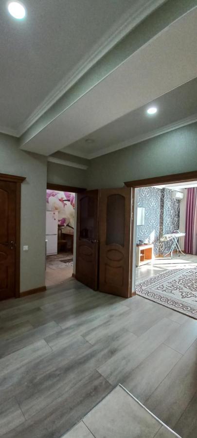 879 Apartment In บิชเคก ภายนอก รูปภาพ
